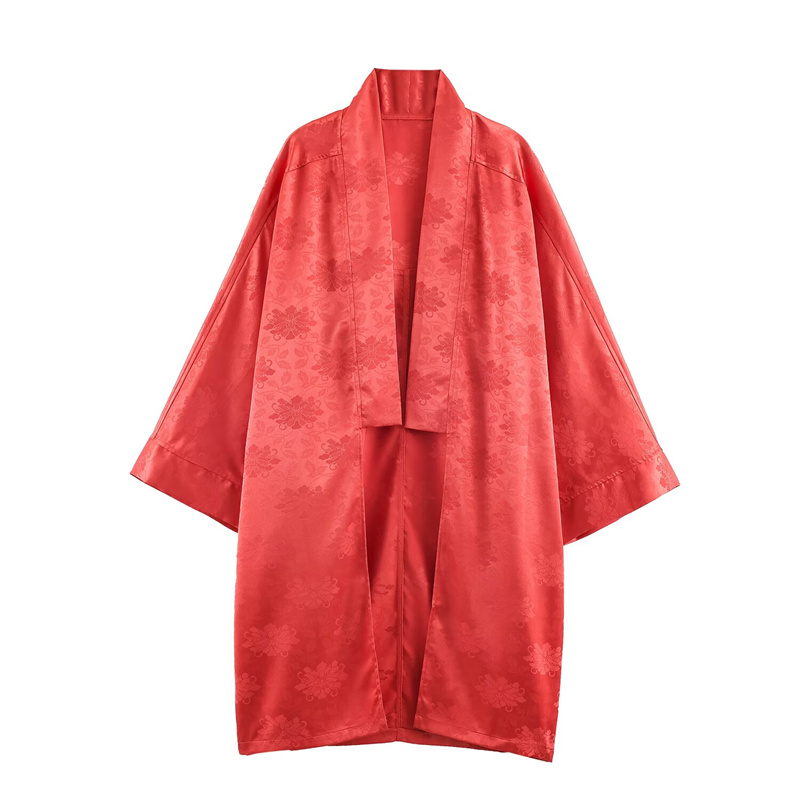 Embroidery A - Kimono de Satén con Estampado Floral
