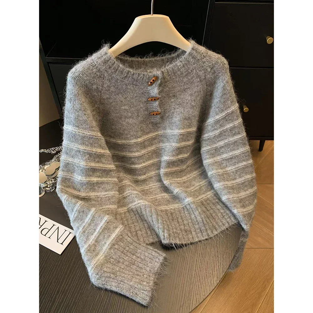 Suéter de Lana y Cachemira a R - Embroidery A reseña y precio