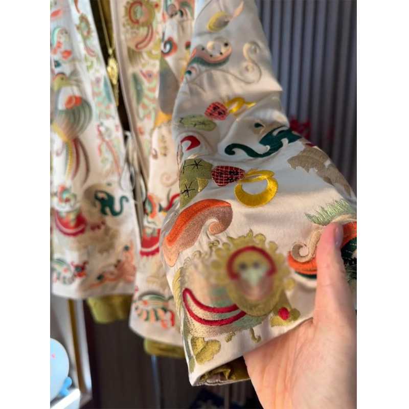 Nuevo Kimono Estilo Chino, Cha - Embroidery A reseña y precio