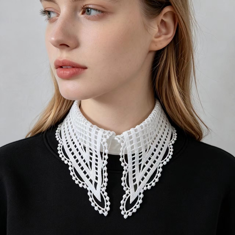 Cuello Falso Blanco con Volant - Embroidery A reseña y precio